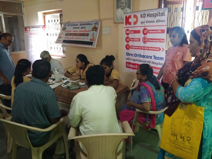 Glimpses from basic health screening camp with Lion's Club at Balasinor

#healthscreening #healthcare #wellnessday #fitness #medicalcheckup #KDHospital #GoodHealth #Ahmedabad #Gujarat #India