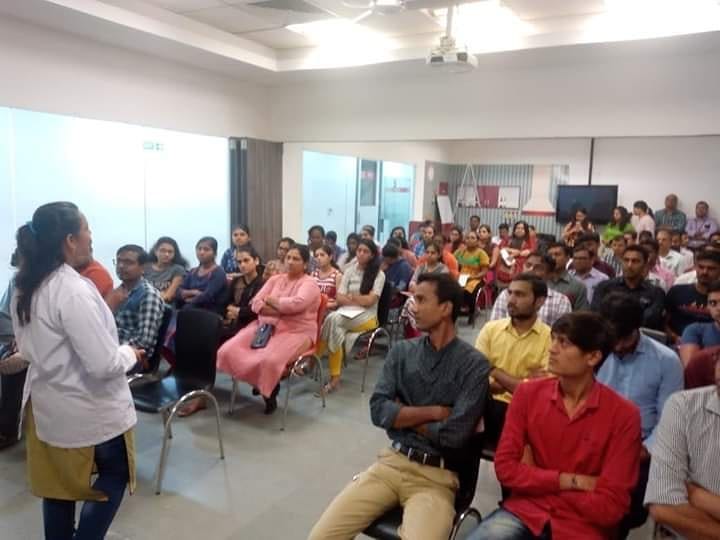 Glimpses of the Health Session on Dengue Awareness held at Future Group Corporate office.

#KDHospital #GoodHealth #Ahmedabad #Gujarat #India